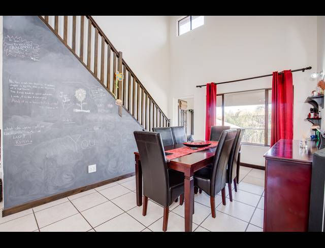 2 BEDROOM APARTMENT FOR SALE IN SUNNINGHILL